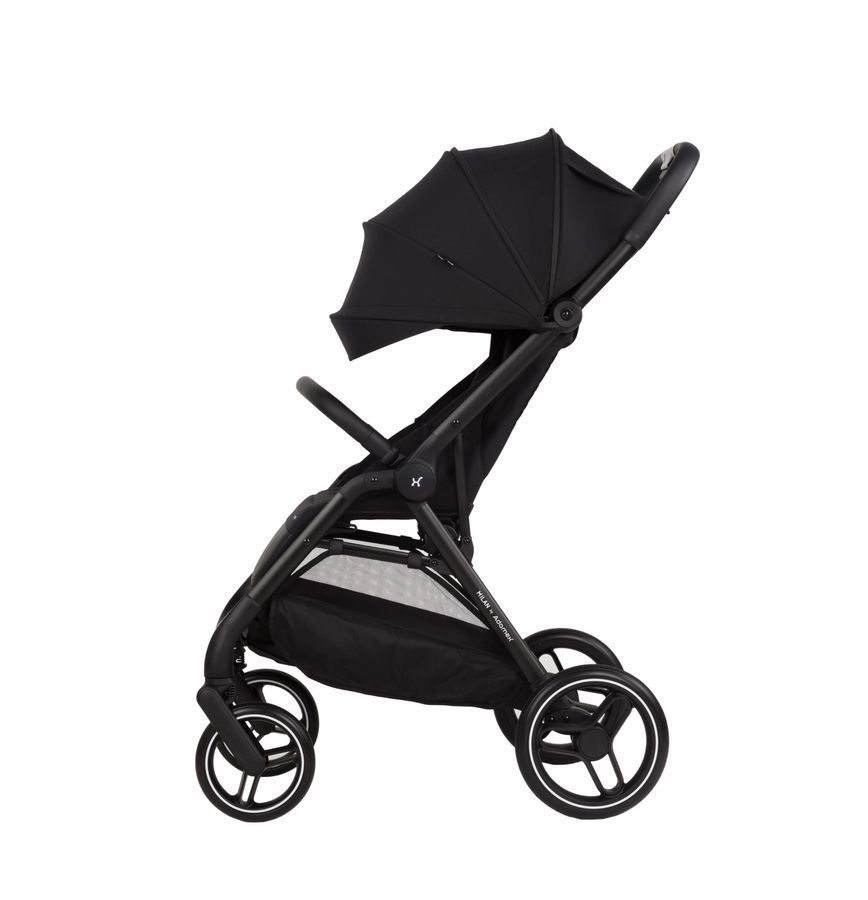Прогулочная коляска Adamex Milan Black
